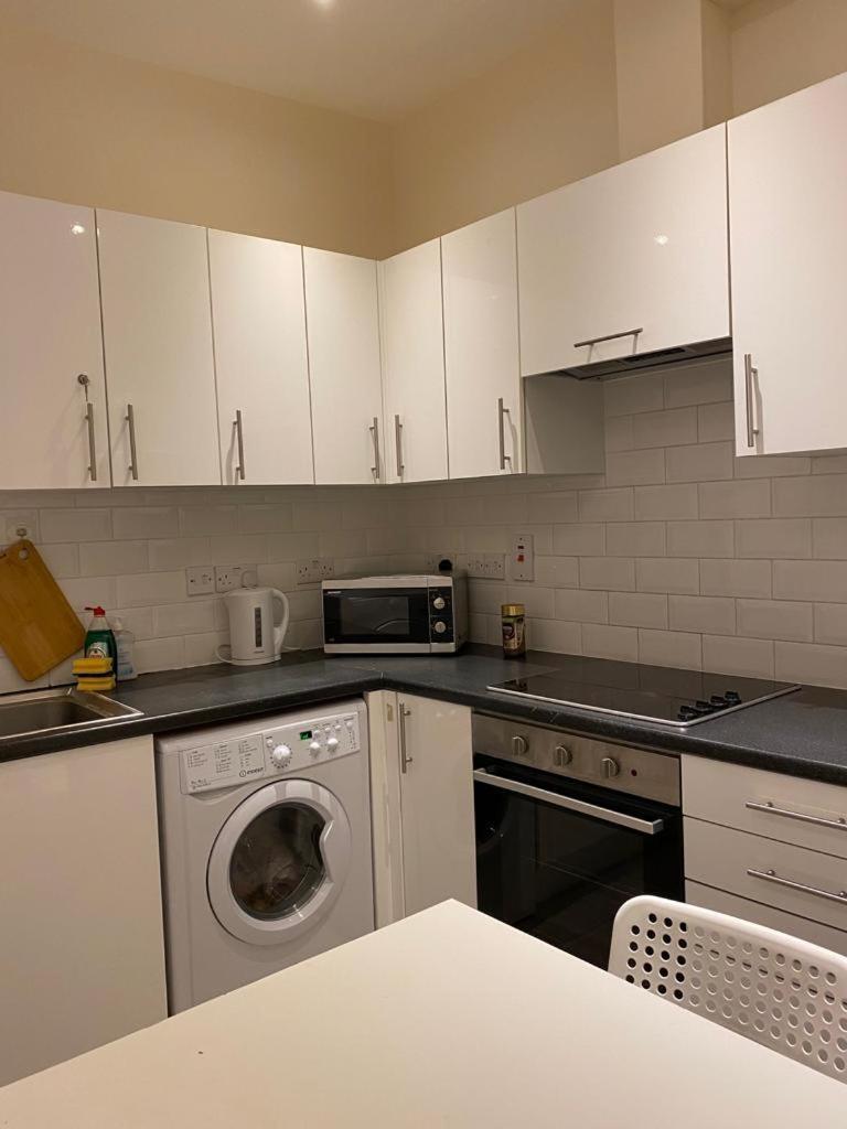Lovely Private Rooms In Camden, Central Лондон Екстер'єр фото